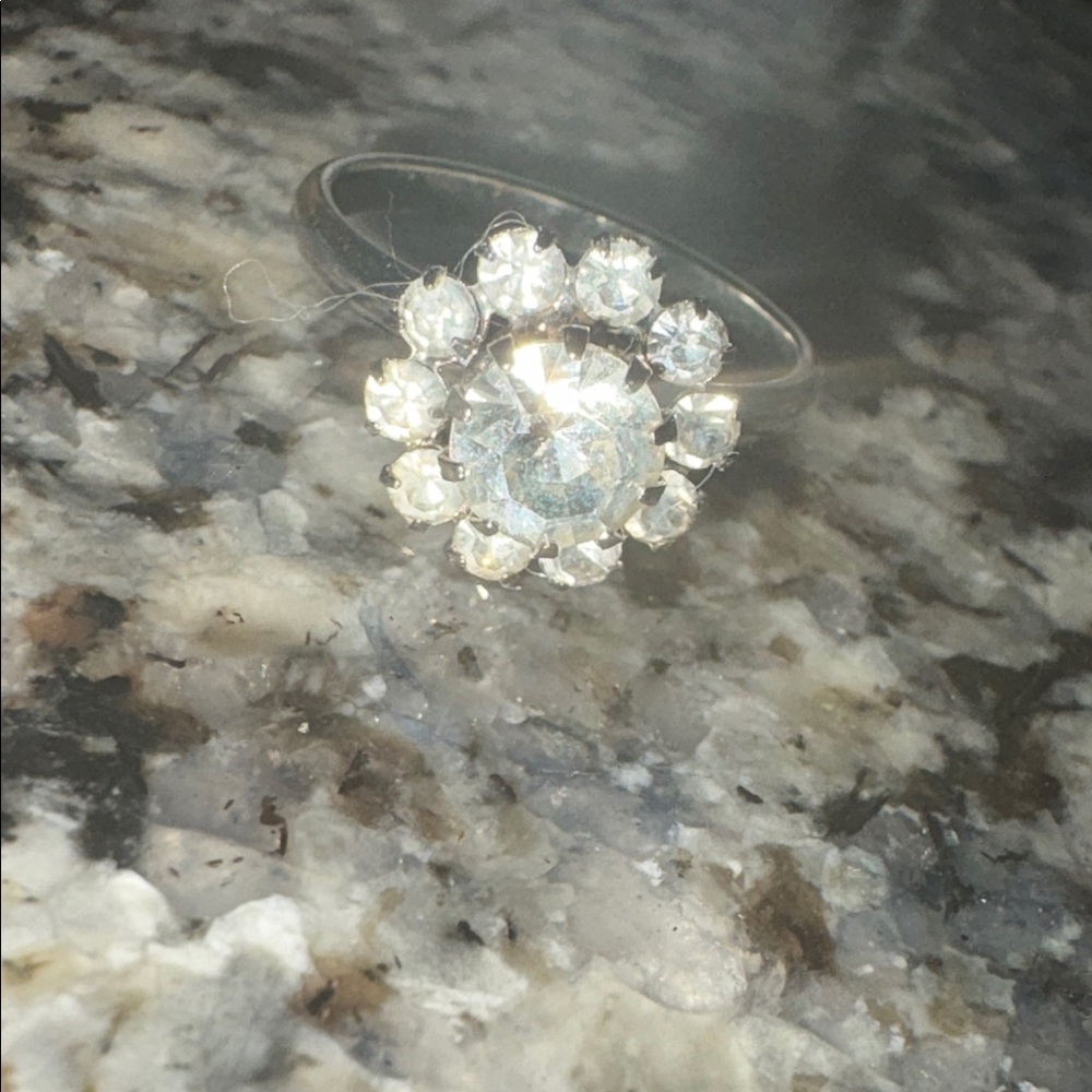 Elegant Silver and Crystal Women's Cocktail Ring